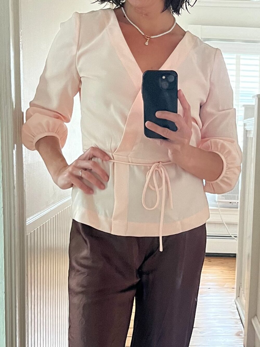 J Crew Drapey Crepe Faux Wrap top - Shell Pink size 0.  Size Zip.